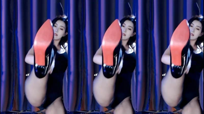 ↘虎牙梦娜盘 [1V-226MB]