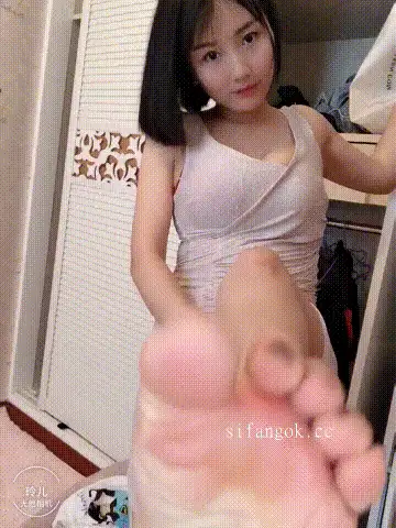 美脚少妇[艾玲]裸脚丝足展示小视频合集 [86V-4.4GB]
