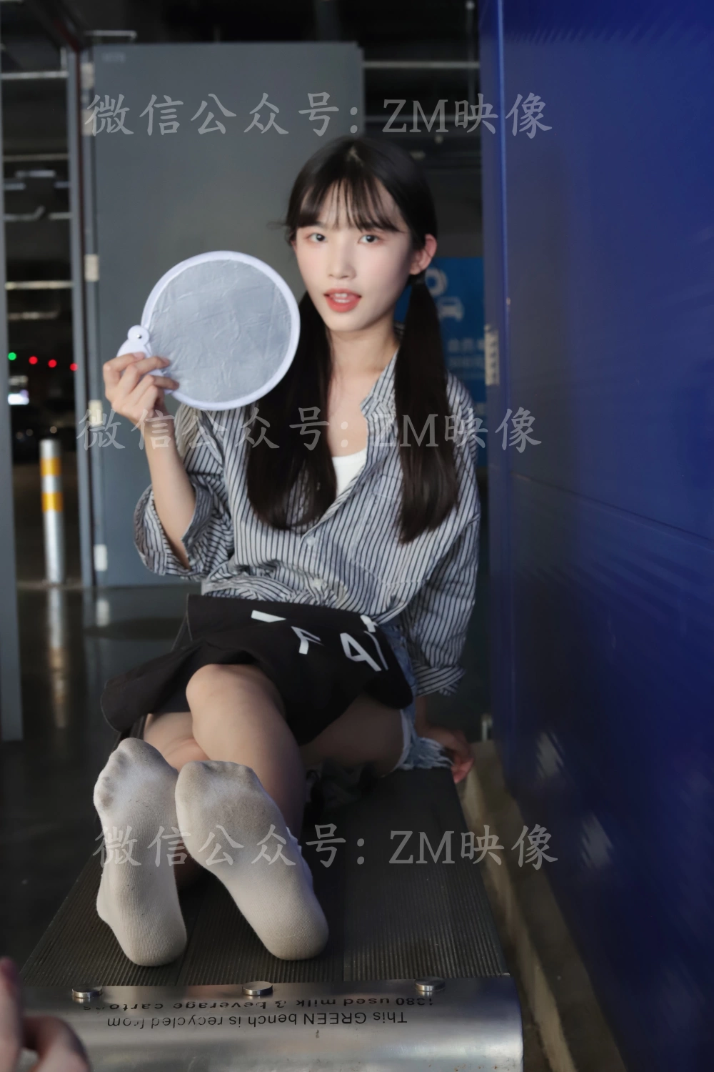 脏袜 臭袜 棉袜  [织梦映像]NO.053 爱在深秋-轻罗小扇扑流 [107P1V-1.8g]