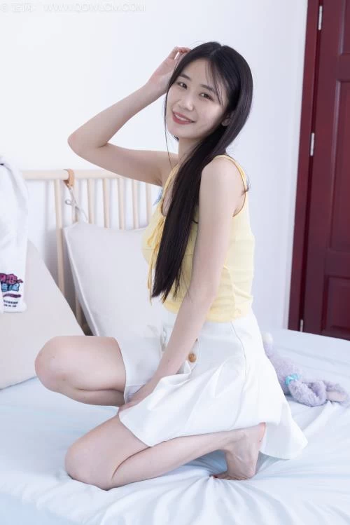 物恋传媒-菜菜-高跟鞋短白棉袜、裸足[1V-1.2G百度网盘] [1v-1.2GB]