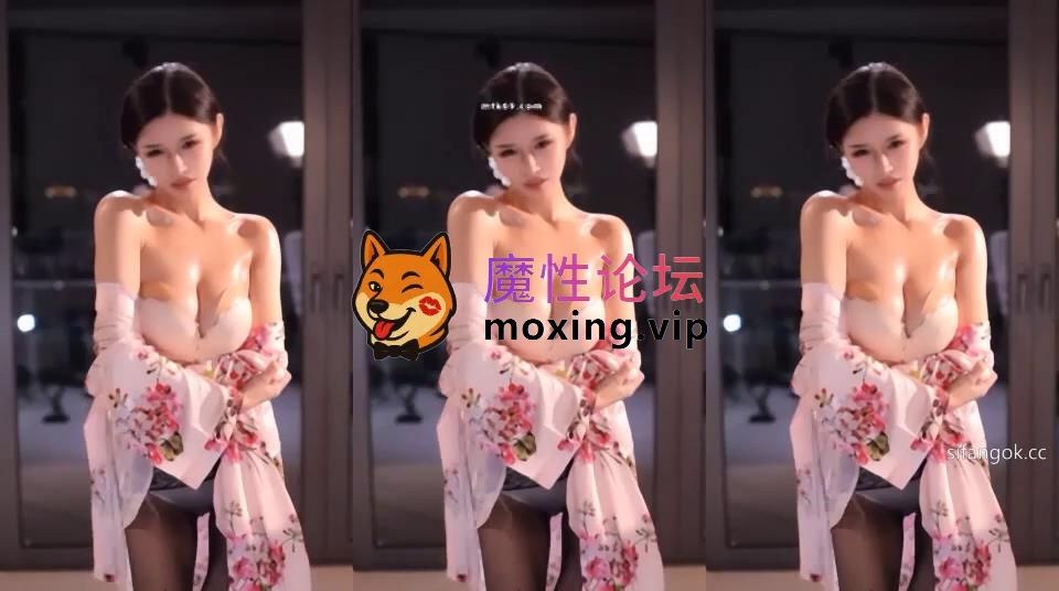 CC 小恩雅-124 巨乳 乳贴 脱浴袍 半裸裸舞 抖胸舞 抖成球 [1V161M][百度盘] [1V161M-]