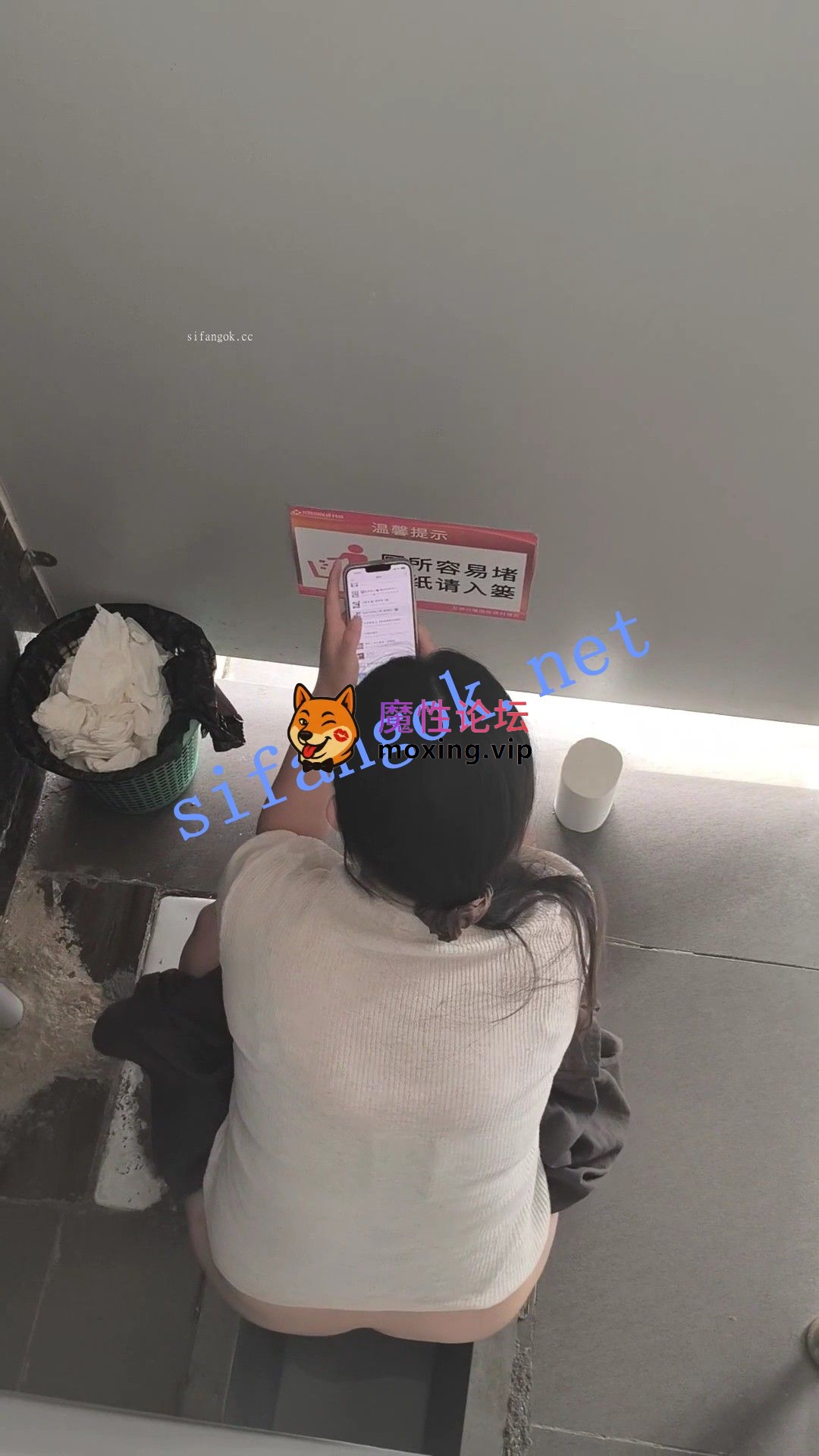 《抄底厕拍》大神自学贴逼拍嫩逼 摸逼毛超刺激《13V+640M/百度》 [几V多大-]