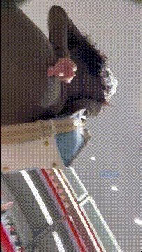 [BT]商城抄底高颜值小姐姐 这身材颜值是真的不错 黑骚丁也诱惑 [-]