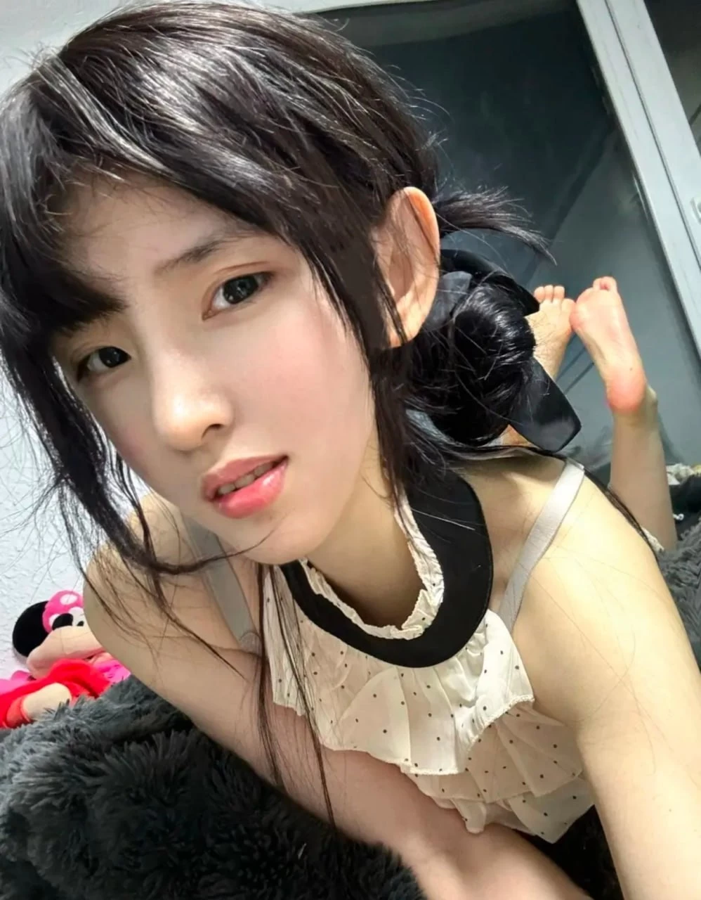 [张人] 抖音网红 自慰 做爱 恋足 合集 [23V+25P-3.6GB]