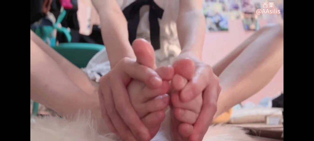 西栗-常轨脱离 锦亚澄 裸足搓脚秀足 2 后背位 [1v-380m]
