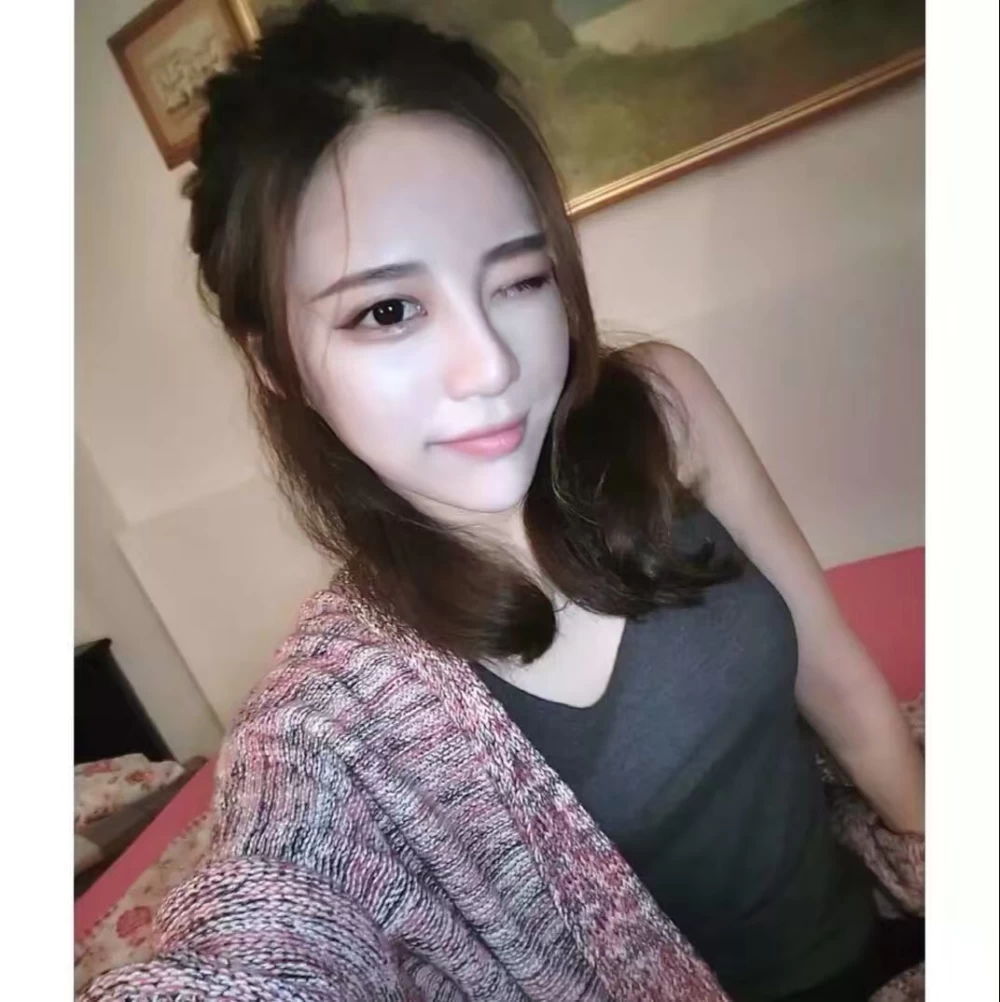[四四四四] 丝袜 美腿 自慰 合集 [4V+131P-49MB]