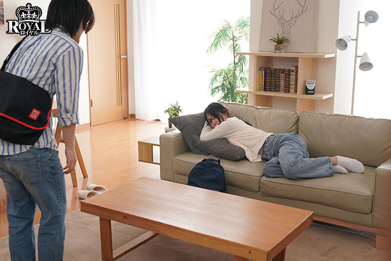 [BT]royd-199 僕の姉は地味で控えめですが眼鏡を外すと絶世の美女で我慢できず迫ったら素股からの生挿入で初中出しをさせてくれました。 西野絵美 [-]
