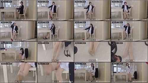 初夏女神芸芸OL性感肉丝美腿 [1V-0.8GB]