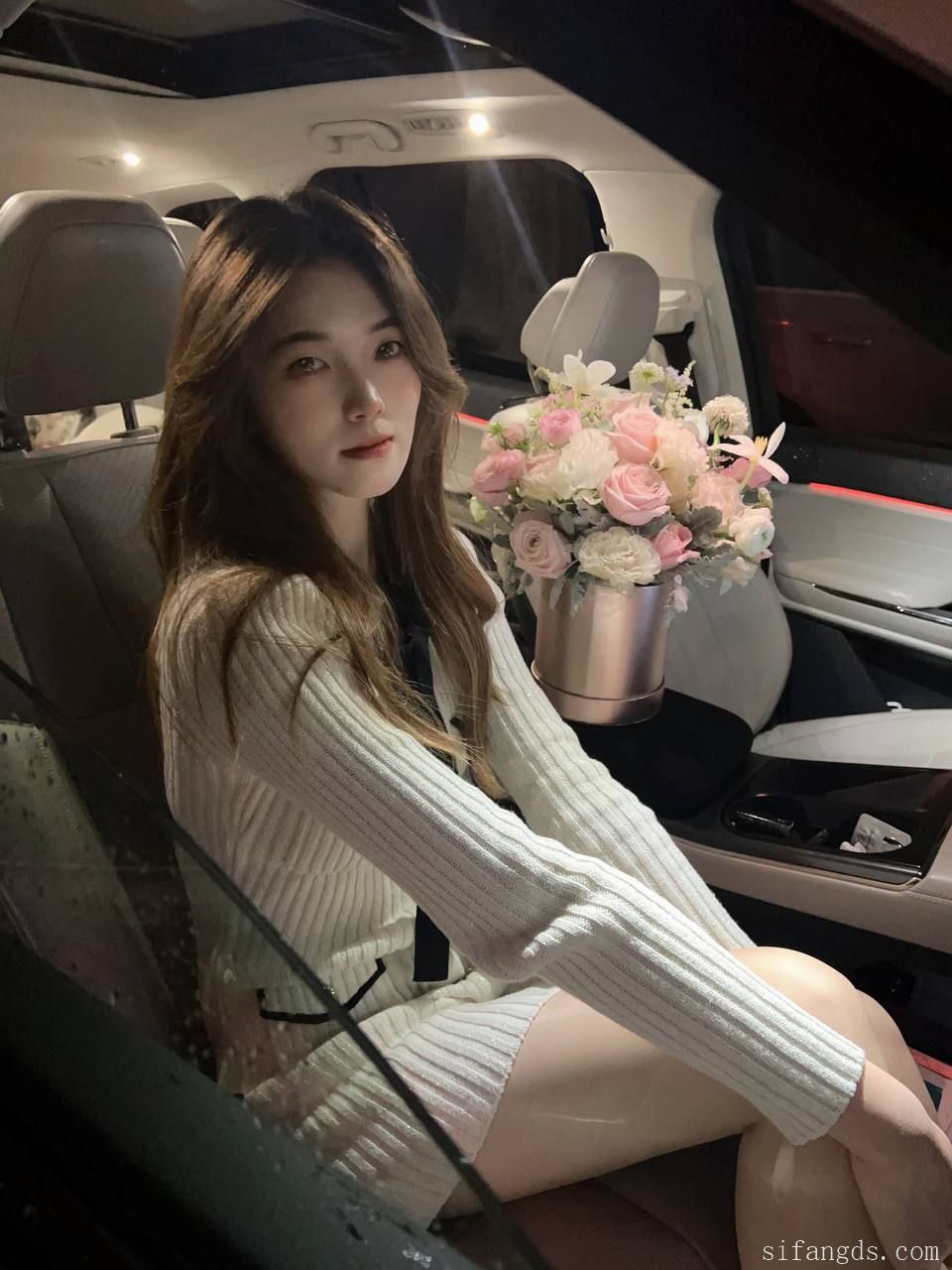 [BT]超强集合推荐 bmwz大神调教的最乖巧的母狗日常sm 喝尿 啪啪等95 [-]