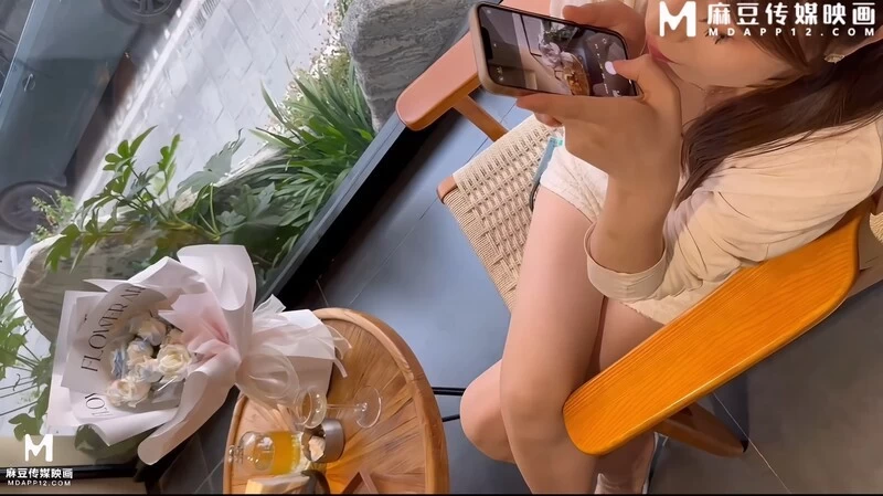 校花尤物小吕布超高颜值女大恋爱之旅Ⓒ [1V-3.69GB]