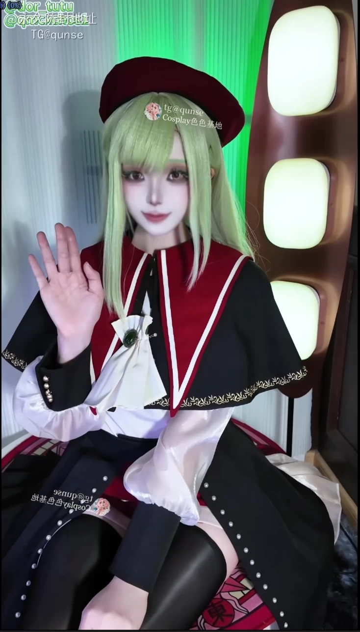 推特cos足控美脚少女 柔软兔 合集 [视频：49-22GB]