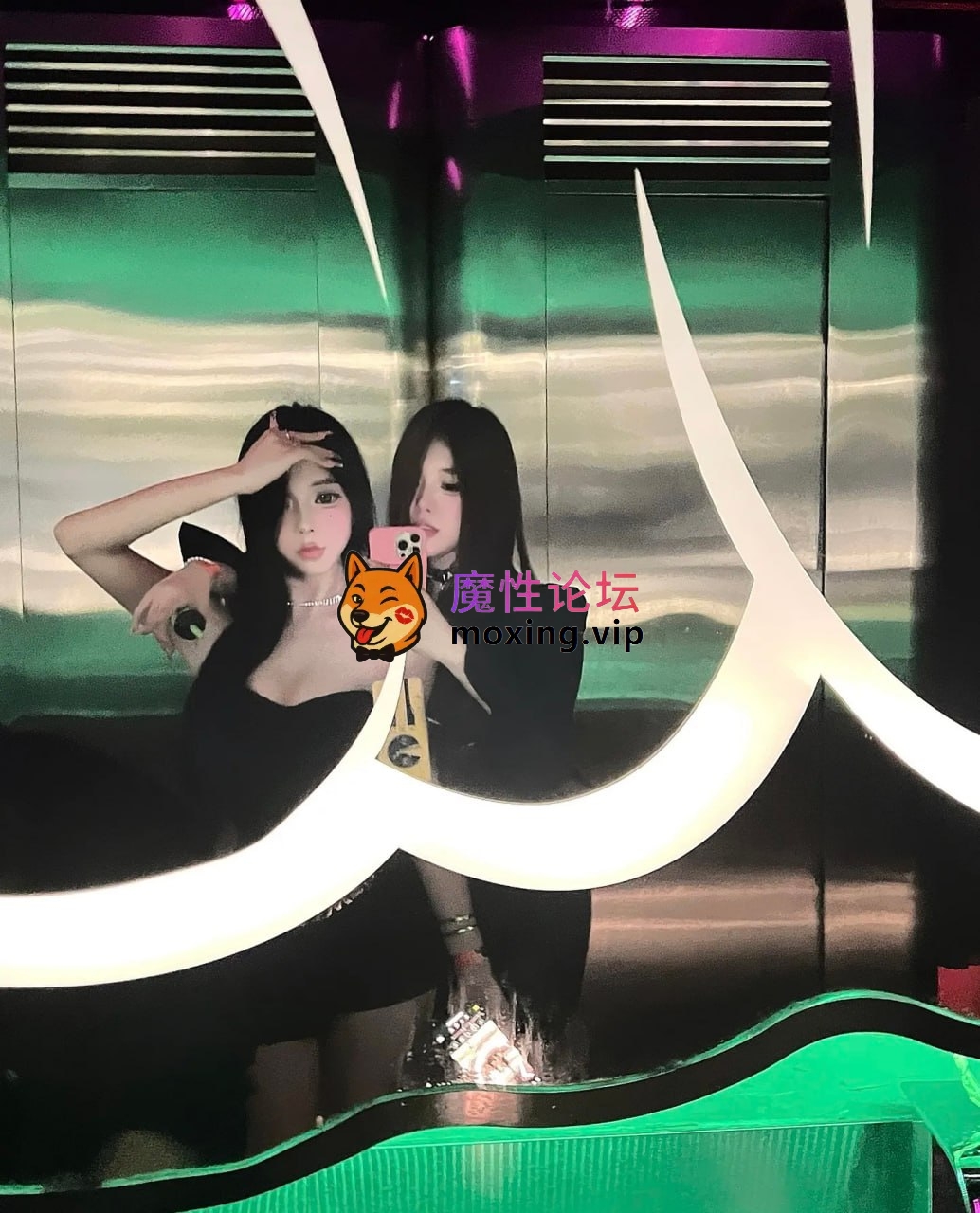顶级反差女神复出《一只顶美》露脸口交性爱啪啪5月20最新合集 34g142v [-]
