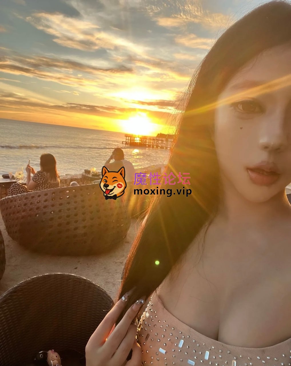 顶级反差女神复出《一只顶美》露脸口交性爱啪啪5月20最新合集 34g142v [-]