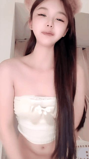 [BT]绝美校花女神粉嫩嫩美少女小懒猫下海福利全裸骚舞道具喷水超诱人女体满满撸点_1 [-]