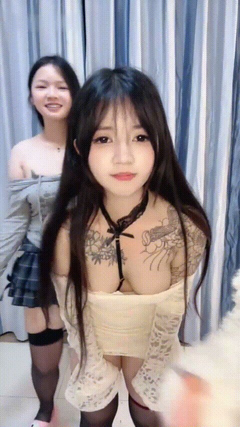 [BT]小懒猫花花，仙女水晶棒淫荡抽插极品粉穴~!水嫩多汁白虎阴户 [-]