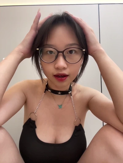 JUJU0616 - 颜值天然F大奶嫩妹 白虎一线天 道具自慰直播 含开票房 截至8月最新合集《119V84G》 [-]