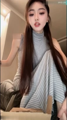 凉子 羞辱全家 重度辱母 屁股坐脸窒息 腋下调教 寸止控精 [1V-570MB]