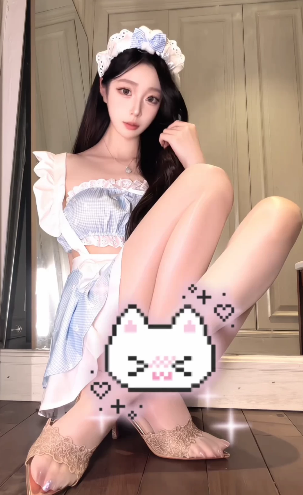 《新晋美脚足控向》x3抖音美脚美甲 dy小视频集（含主页） [46V，NP-350MB]