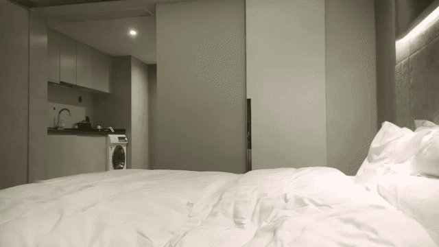 [BT]李寻欢探花高颜值黑色外套大奶妹子，黑色网袜特写手指快速扣逼后入猛操135 [-]
