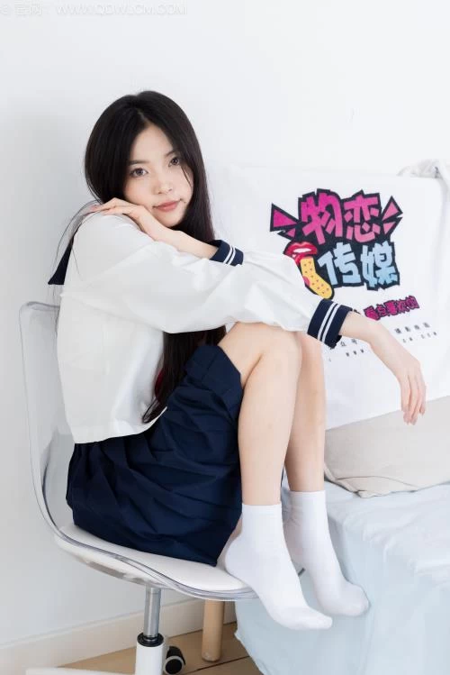物恋传媒-茯苓-超短裙纯白棉袜、裸足[160P1V-0.8G百度网盘] [160p1v-0.8g]