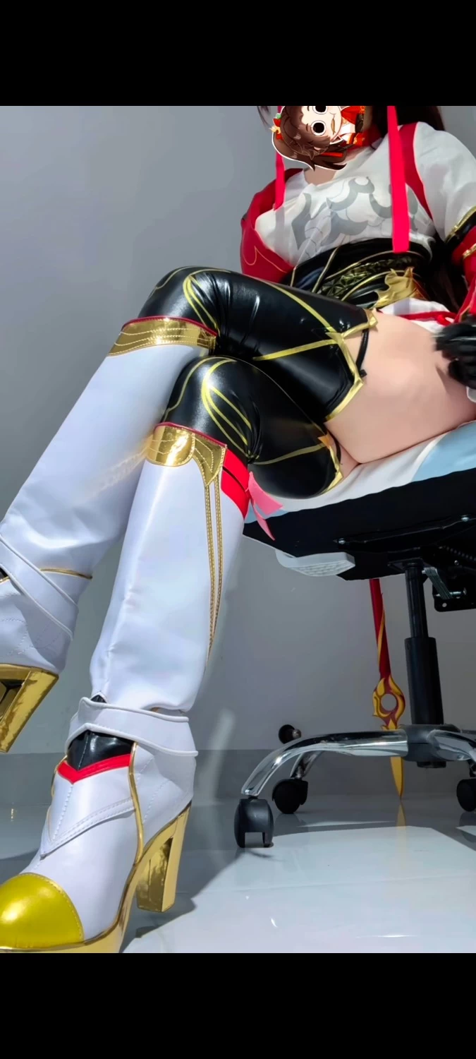 小小苏cos足控福利高清无水印第四期 [6v-6GB]