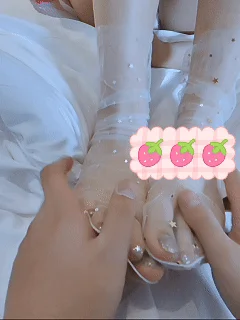 [度盘]1.6泄露 老虎菜SVIP频道独家内容--甜妹天花板--第三弹 1.14GB/3V/39GIF [-]