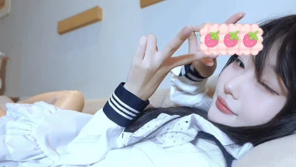 [度盘]1月4日流出  老虎菜SVIP频道独家内容--甜妹天花板--第一弹 0.4GB/1V/18GIF [几V多大-]